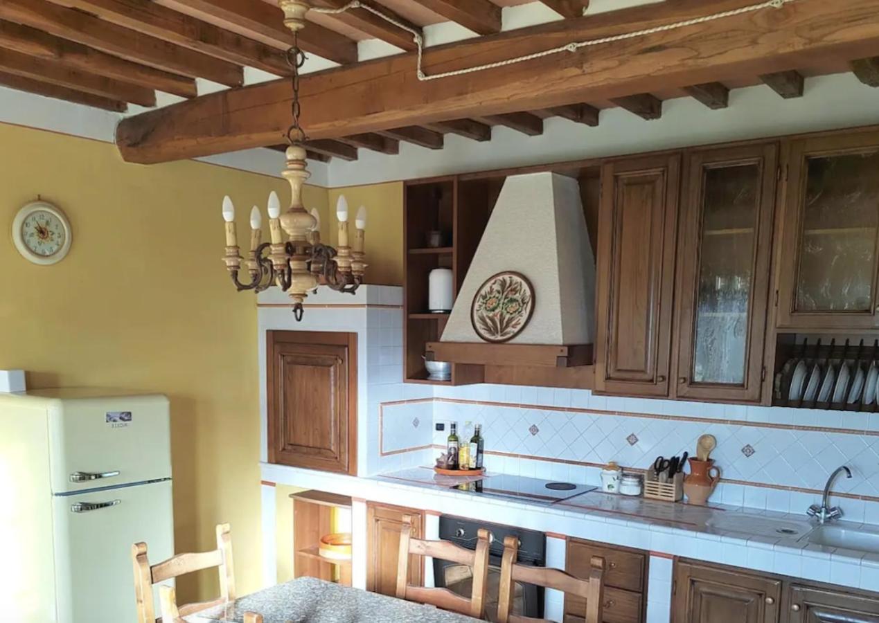 Villa Donnola: Casa Rosmarino 富切基奥 外观 照片