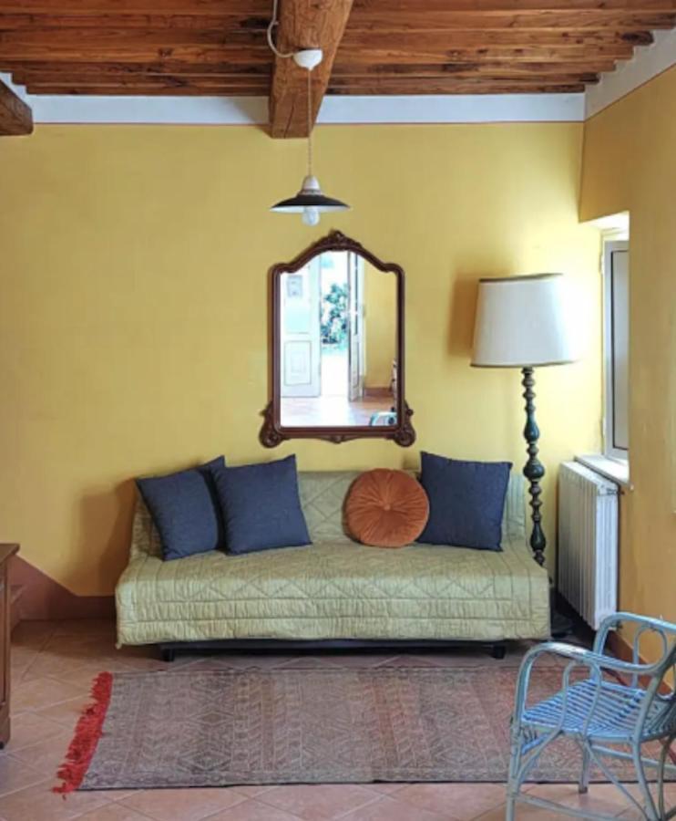 Villa Donnola: Casa Rosmarino 富切基奥 外观 照片